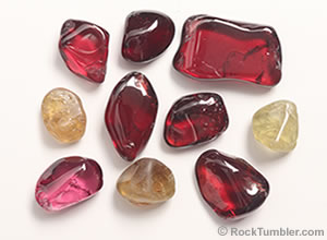 what type of rock is garnet