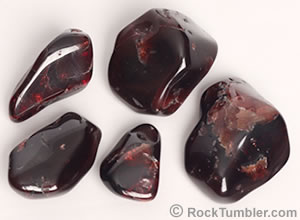 Tumbled garnet with internal fractures