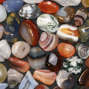 tumbled agates