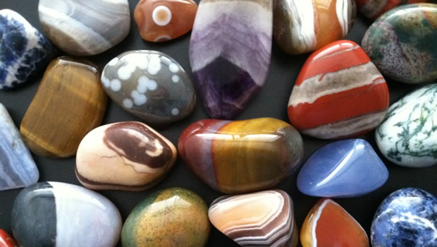 Precious and semi precious outlet gemstones