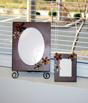 picture frames with tumbled stones